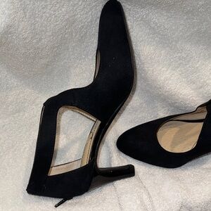 Life Stride Black Suede T-Strap Heels